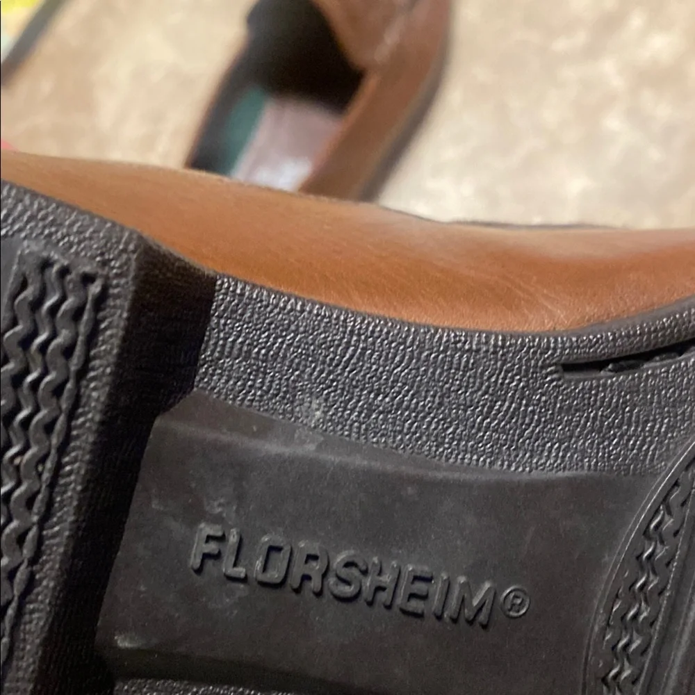 Florsheim Men's 8 1/2 Brown Loafers Business Professional Office Comfortable
